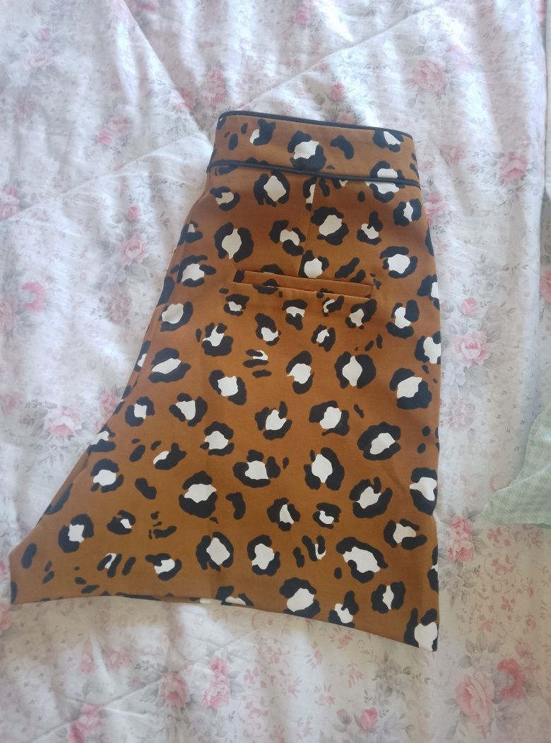 Vendo calções da Zara tamanho M
