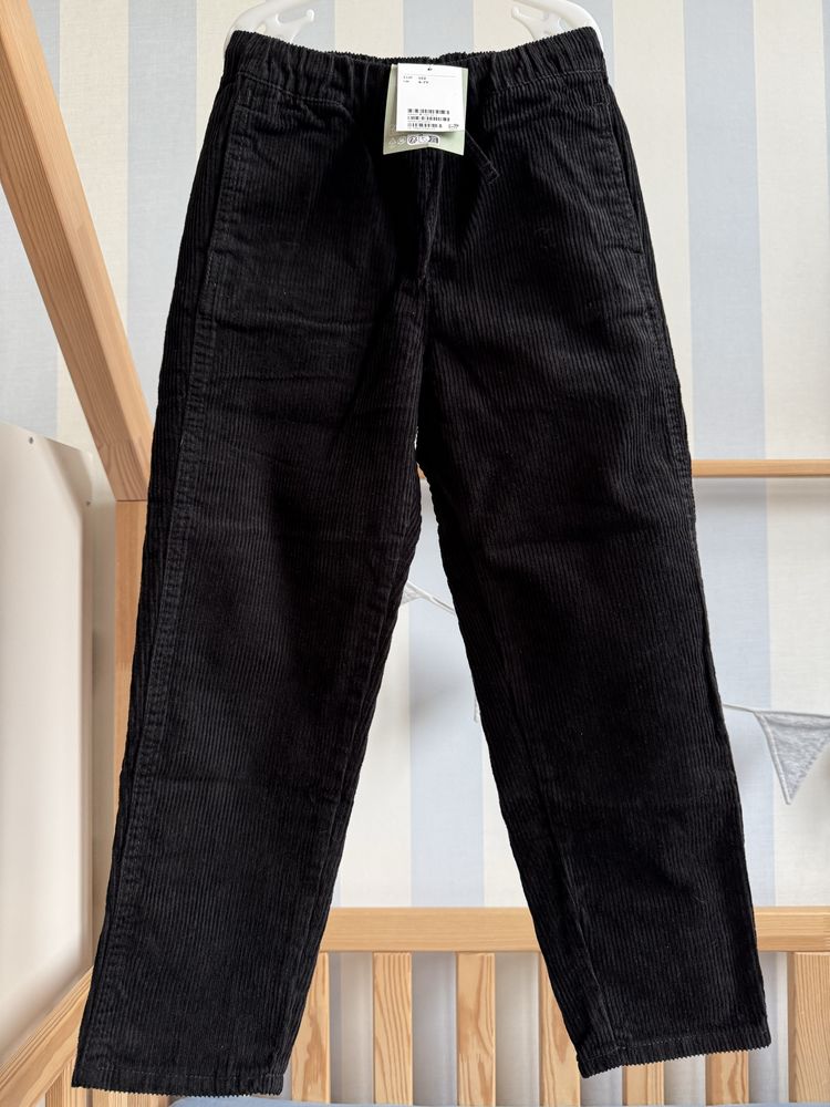 Sztruksy H&M rozm. 122