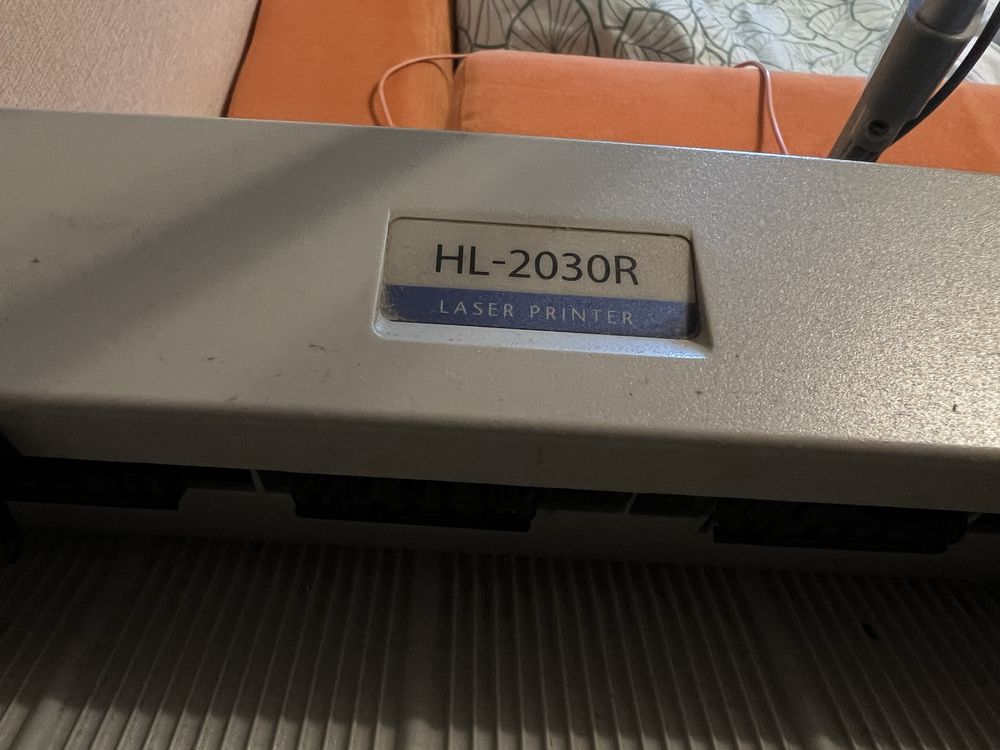 Принтер Brother HL-2030R, горит лампочка Paper