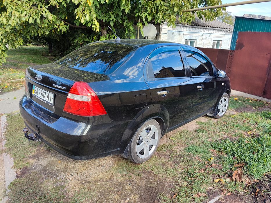 Продам Chevrolet Aveo 1.5 ( Шевроле Авео) газ/бенз