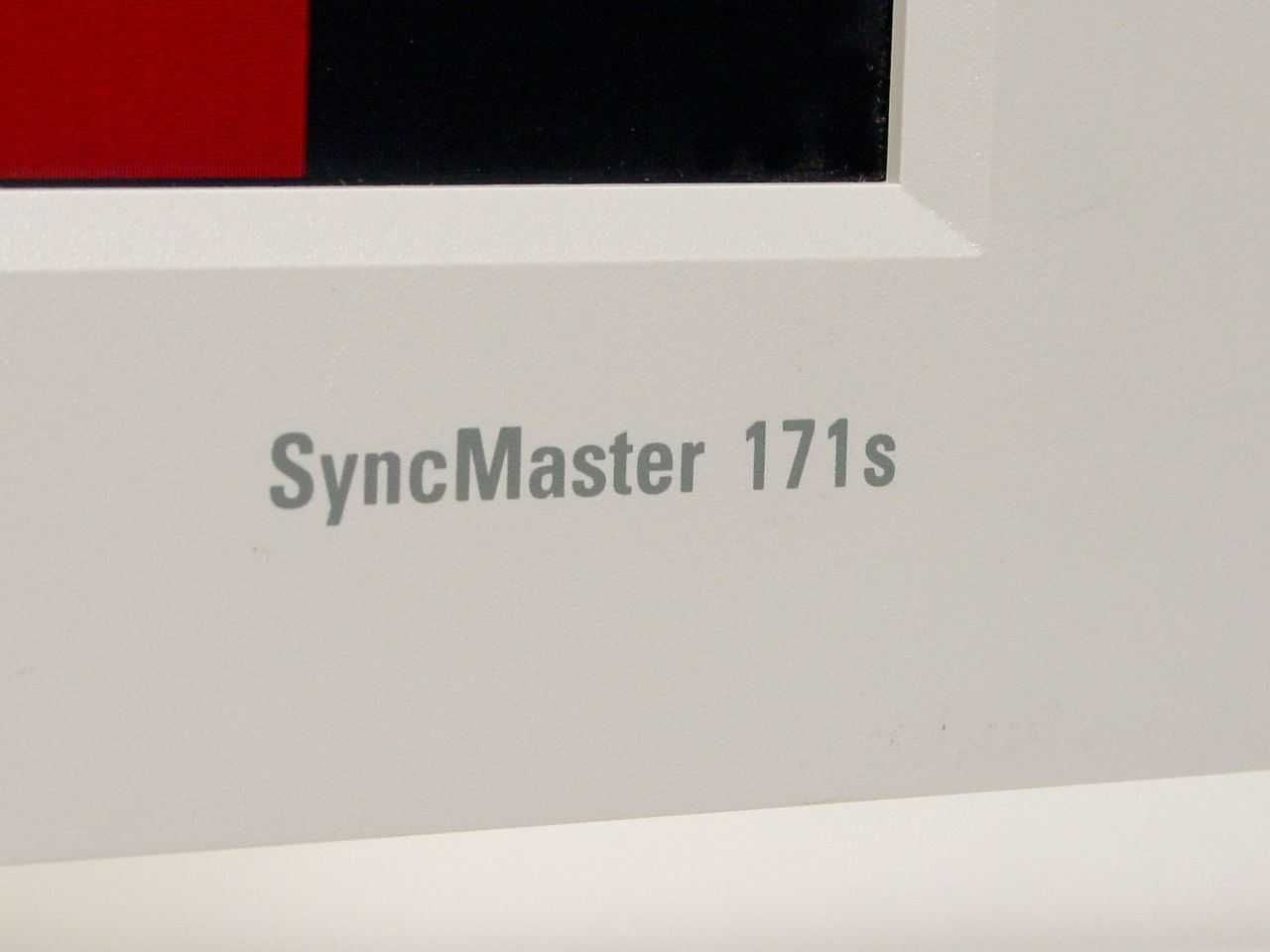 Monitor Samsung GH17MS SyncMaster 171s 17" LCD Monitor - Branco
