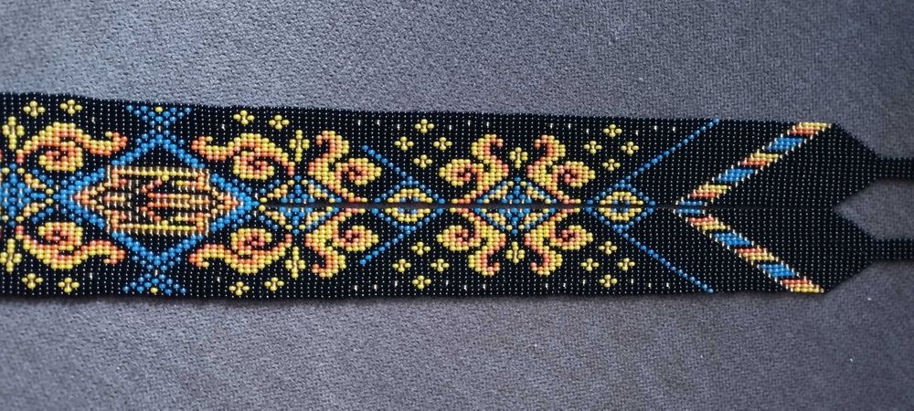 Гердан ручної роботи в етнічному стилі