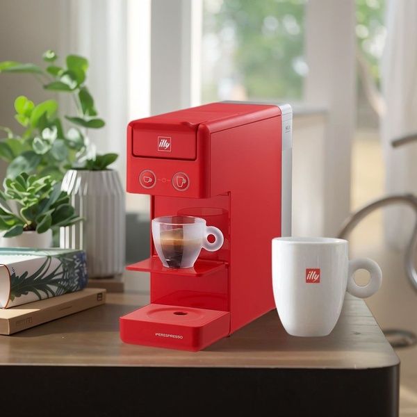 Кофеварка illy Y3.3 IperEspresso. Италия. Новая.