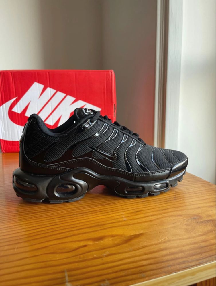 Nike Air Max Plus TN Tripple Black
