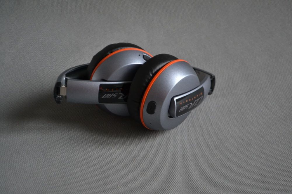 Безпровідні навушники Magnat LZR 588 BT Bluetooth Нові