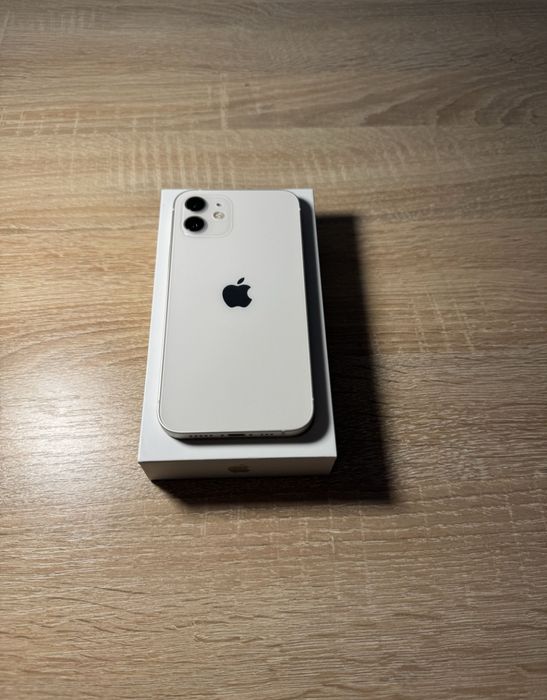 iPhone 12,kolor biały,128gb