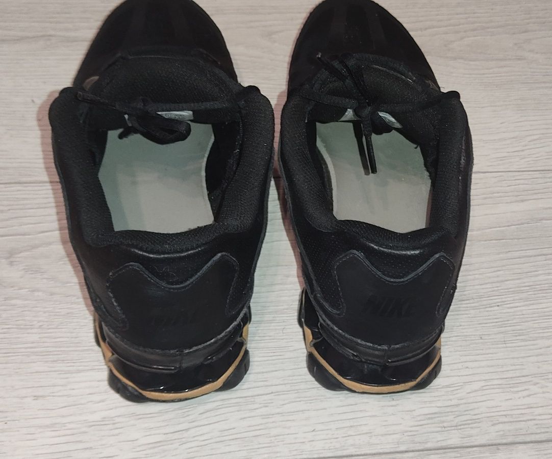 Чоловічі кросівки  NikeReax8TrMesh(size 42'5))(без торгу)