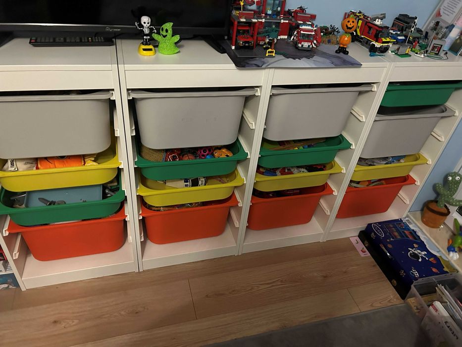 Regal ikea  na zabawki