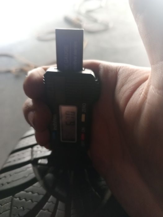 175 70 R14  GOODYEAR Ultra Grip 9, Зимові шини б/у