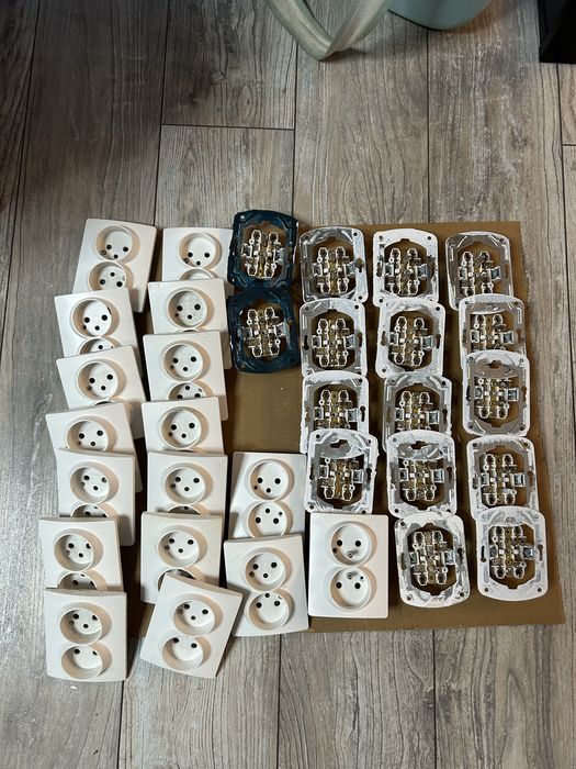 Duży zestaw elektryczny