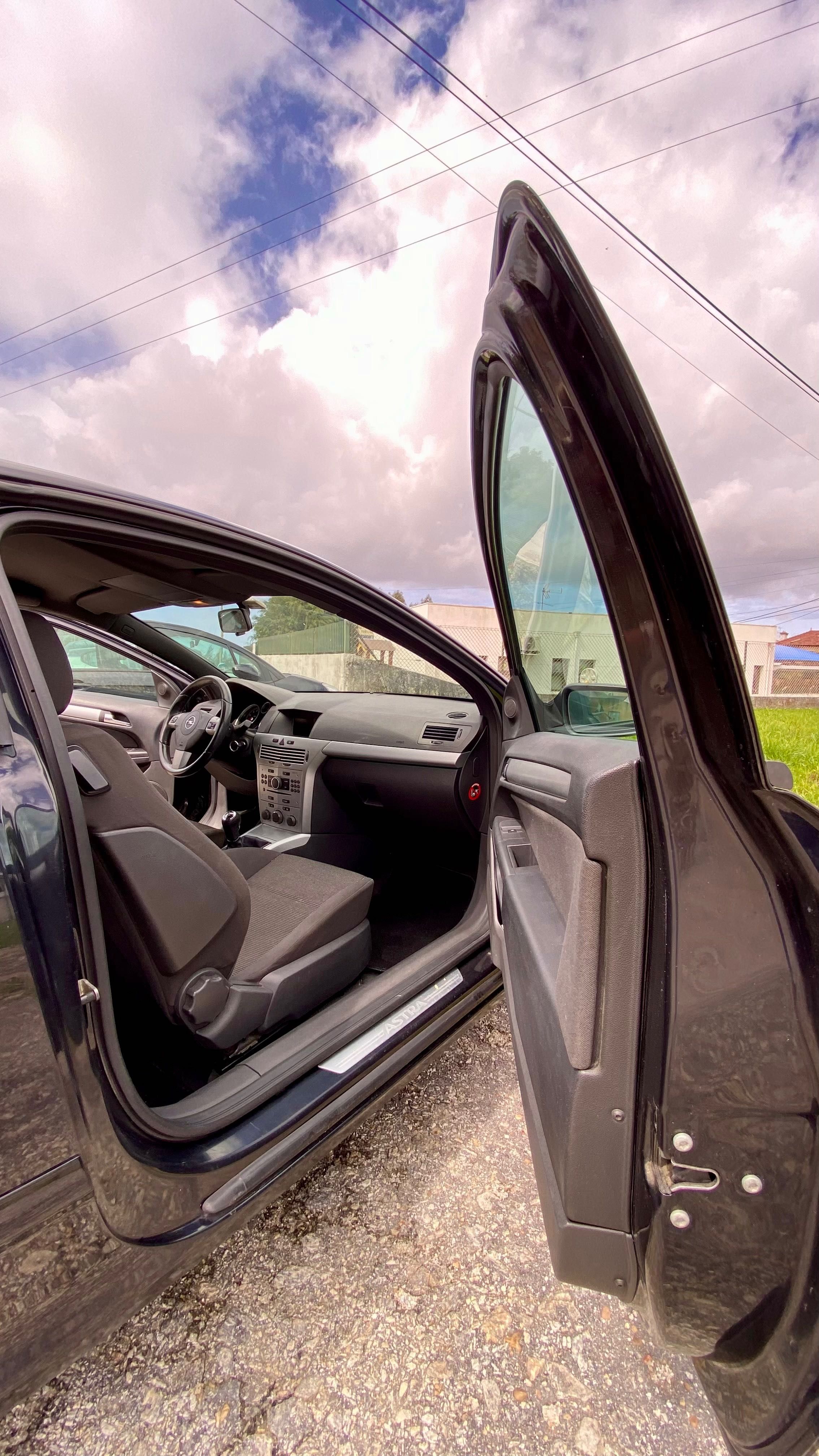 Opel Astra GTC 1.4 Gasolina