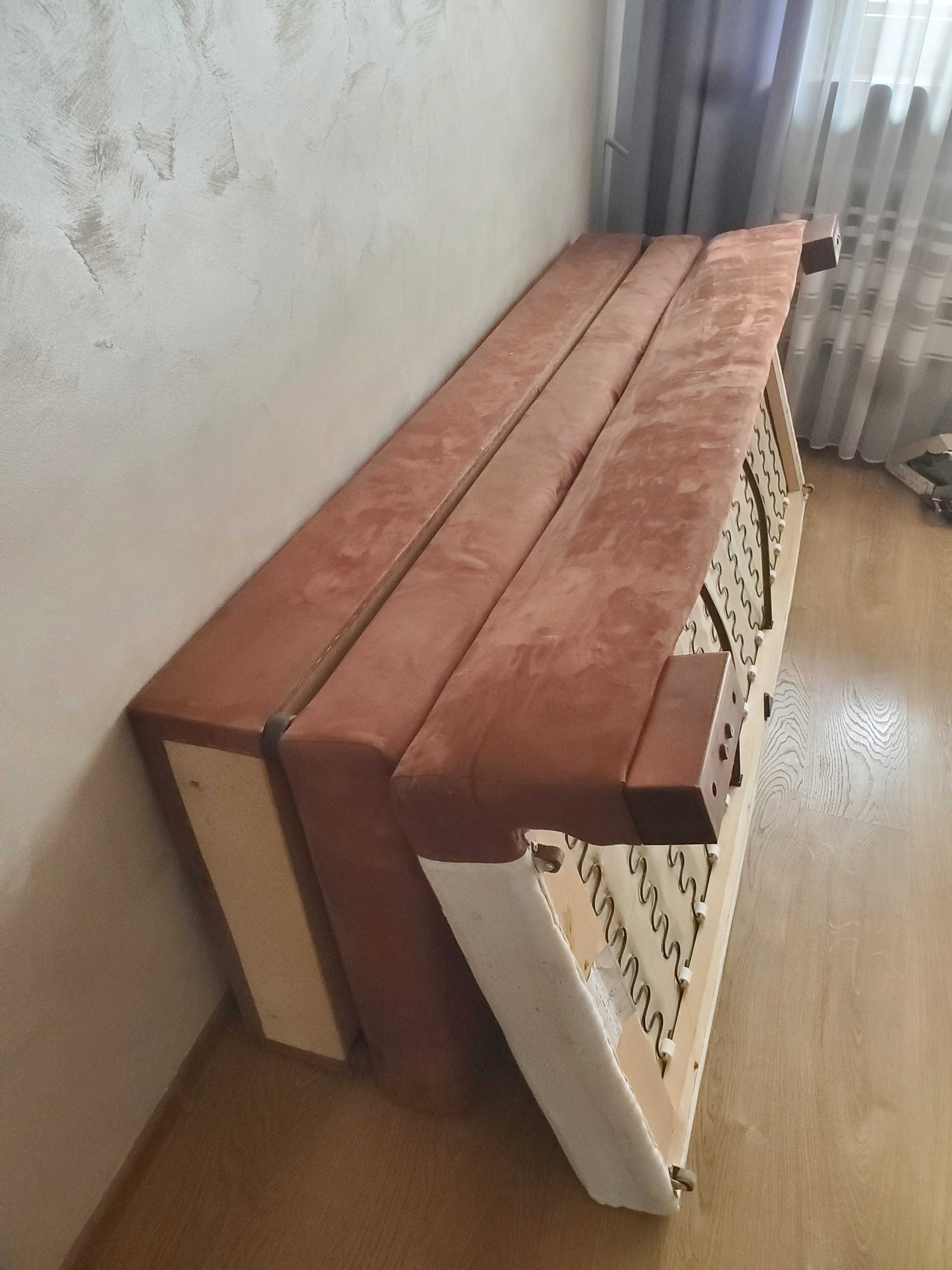 Sofa z funkcją spania 240cm kpl.