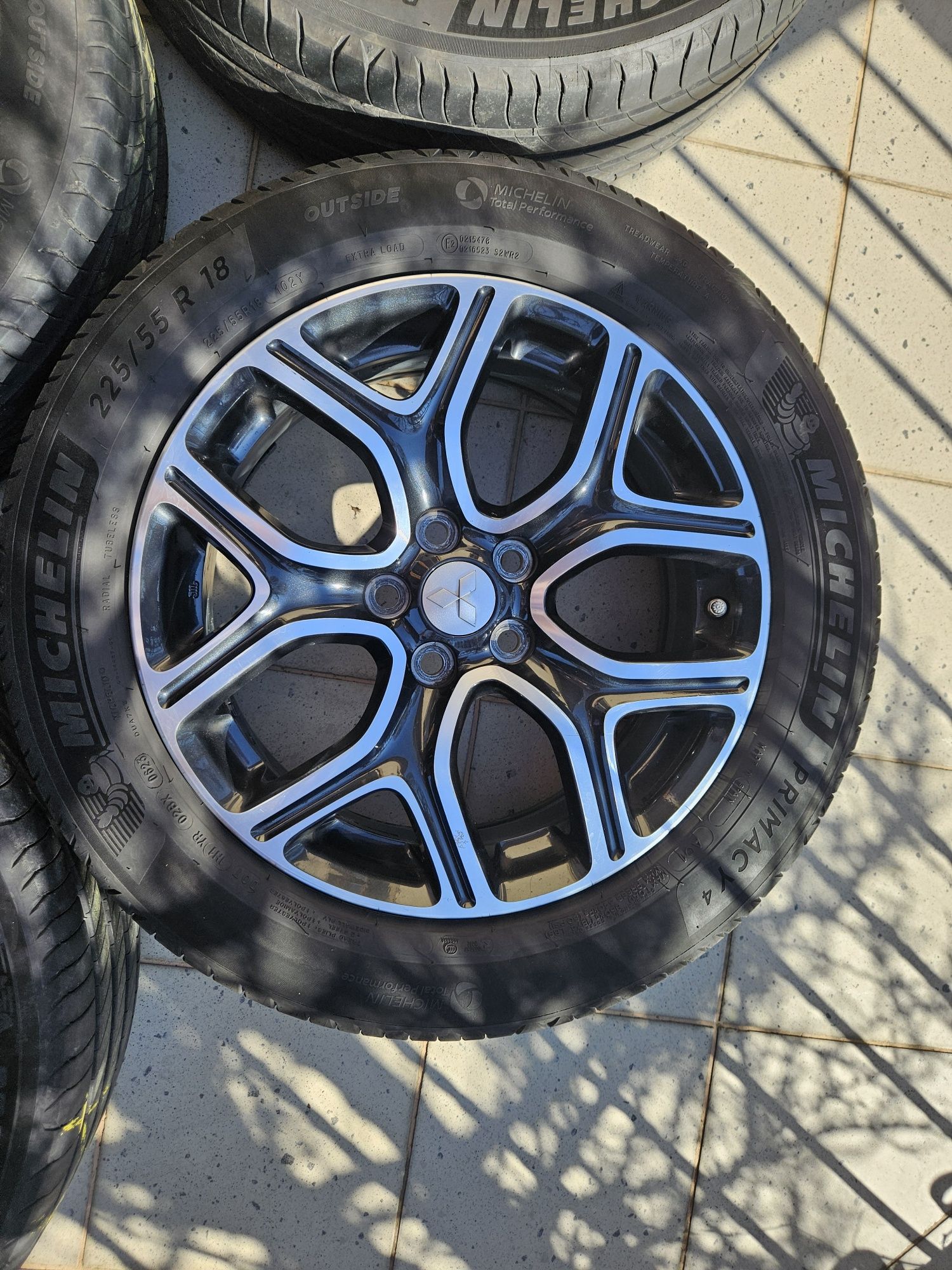 Opony Michelin letnie z felgami do Mitsubishi Outlander