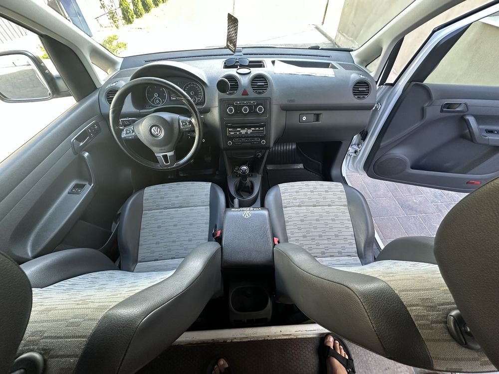 Volkswagen Caddy Maxi 2013