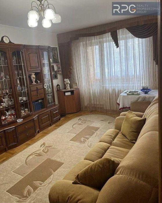 Продається 3-кімнатна квартира Героїв Дніпра 19      хд