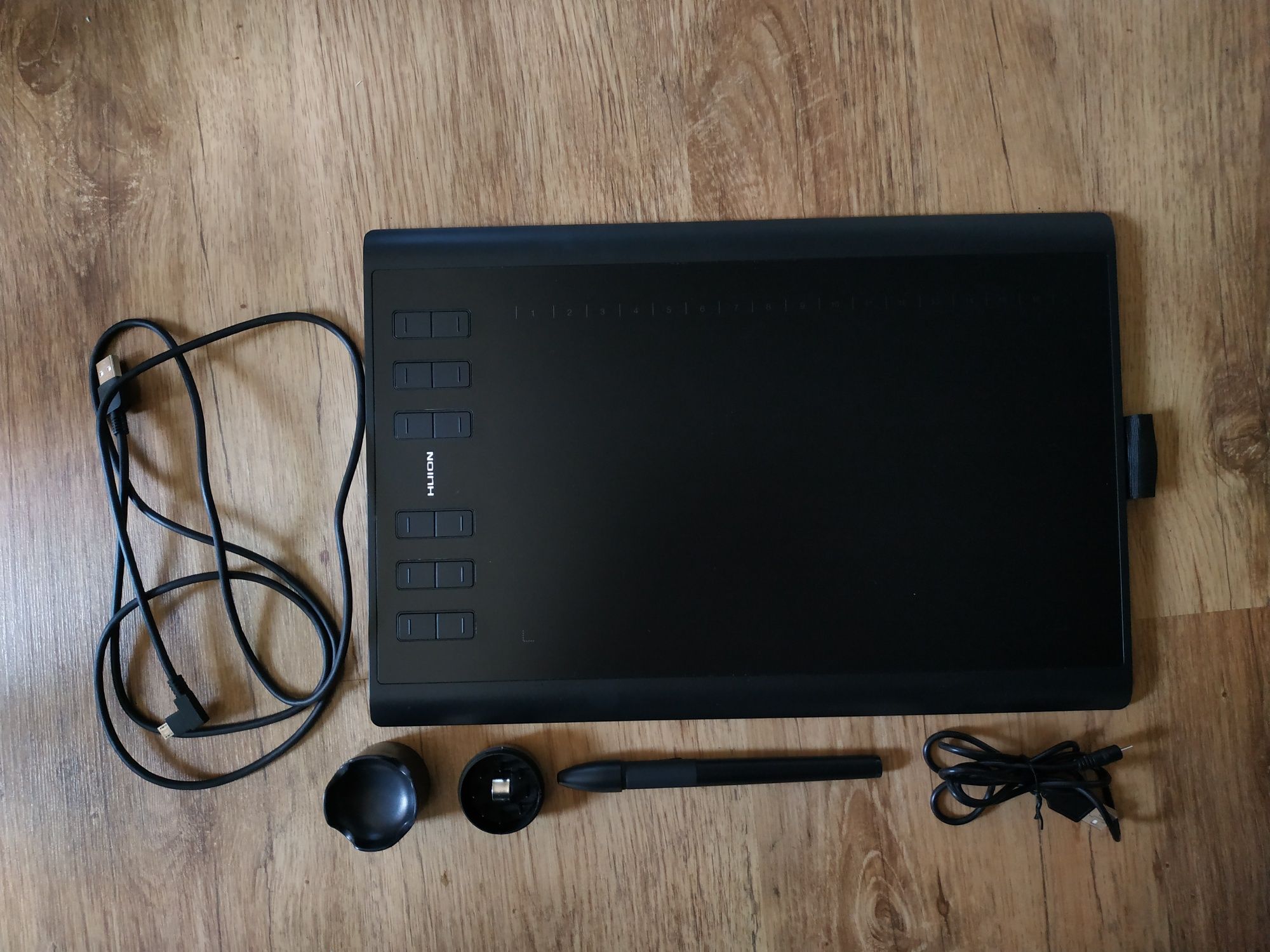 Tablet graficzny Huion New 1060 Plus
