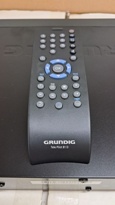 Leitor cd / dvd Grundig Xenaro GDP4200