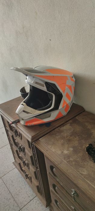 Capacete  Fox V1