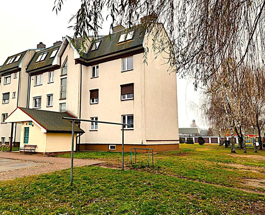 Przestronne mieszkanie z garażem