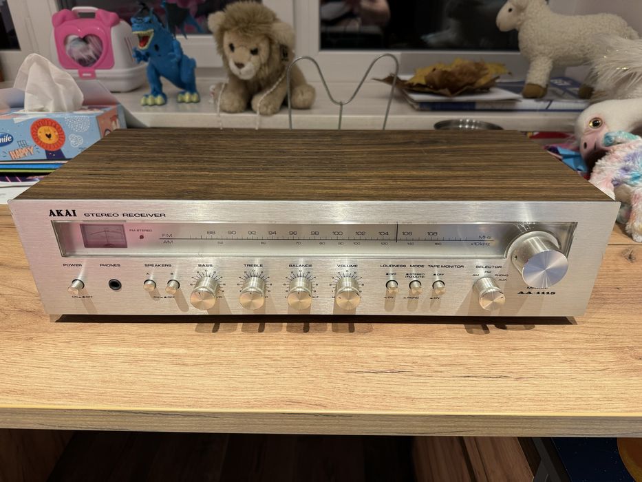 Продам Akai AA-1115 стерео ресивер мм фонокоректор