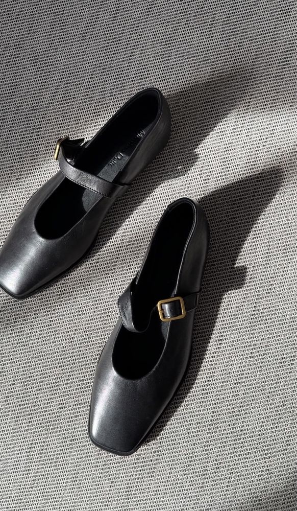 Massimo Dutti skórzane baleriny sandały