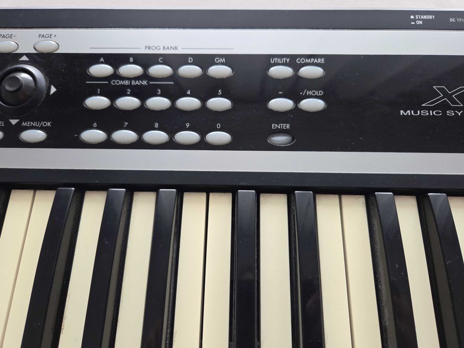 Syntezator Korg X50