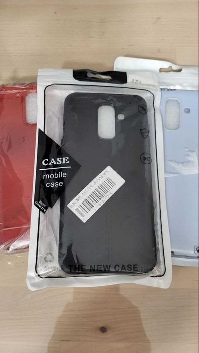 Мобільний телефон Samsung Galaxy J8 2018 (SM-J810F 3/32GB)