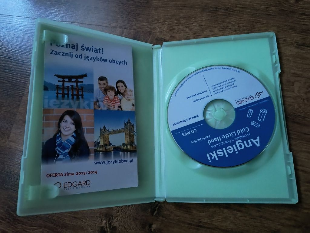 Angielski Cold Little hand kryminałem książka audiobook Nowe Edgard