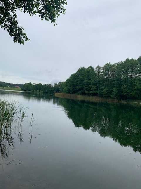 Domek Mazury nad jeziorem