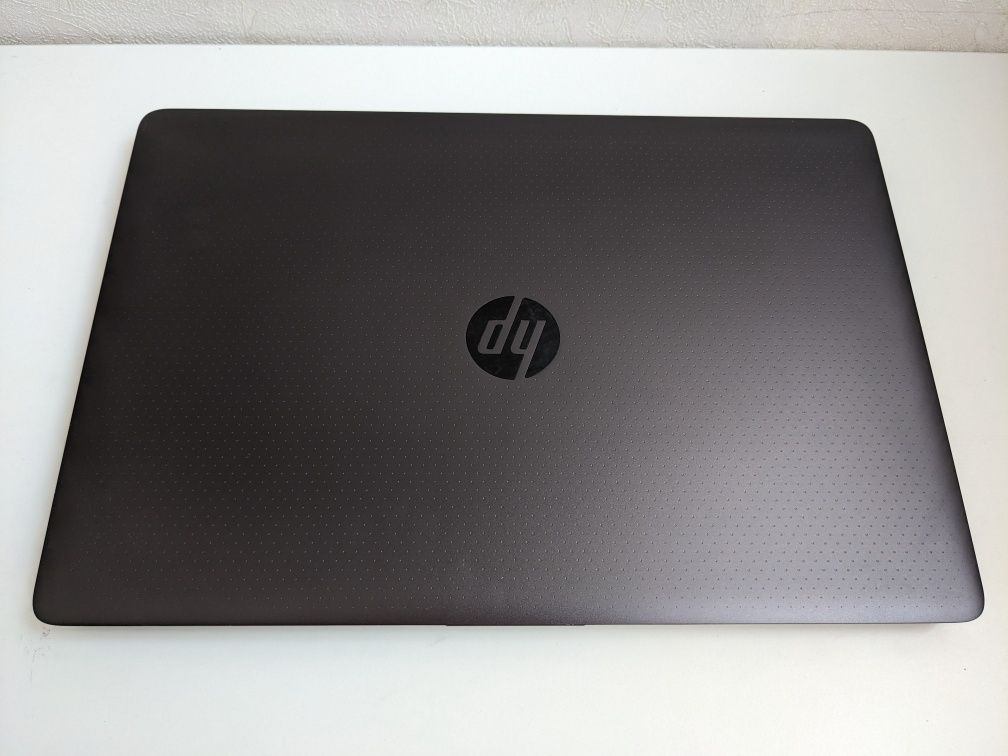 Міцний потужний ноутбук HP Zbook Studio G3/15.6"IPS/SSD/i7