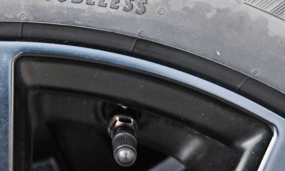 Koła Zimowe Toyota C-HR z czujnikami TPMS 215/60R17