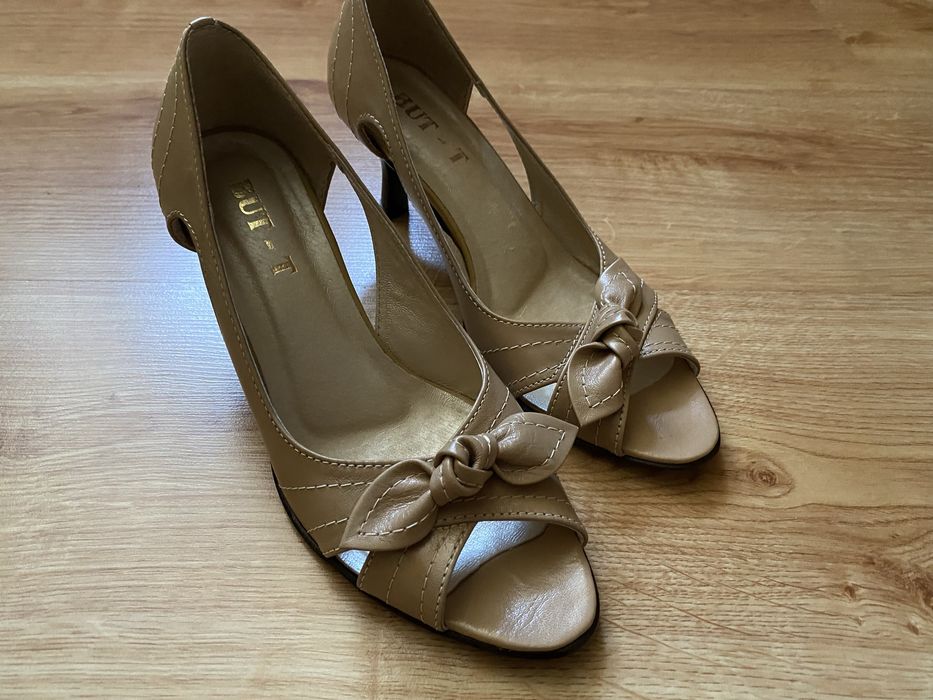 Buty damskie rozm. 36