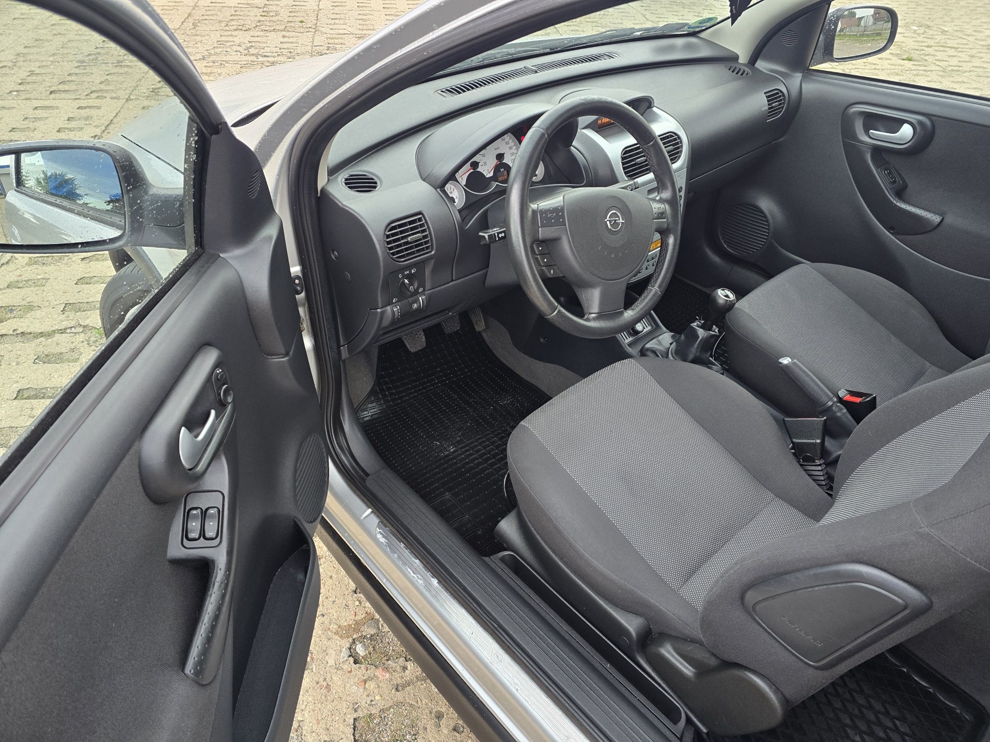 Opel Corsa 1.2Benz 80Km Klimatronik EL Szyby C.Zamek