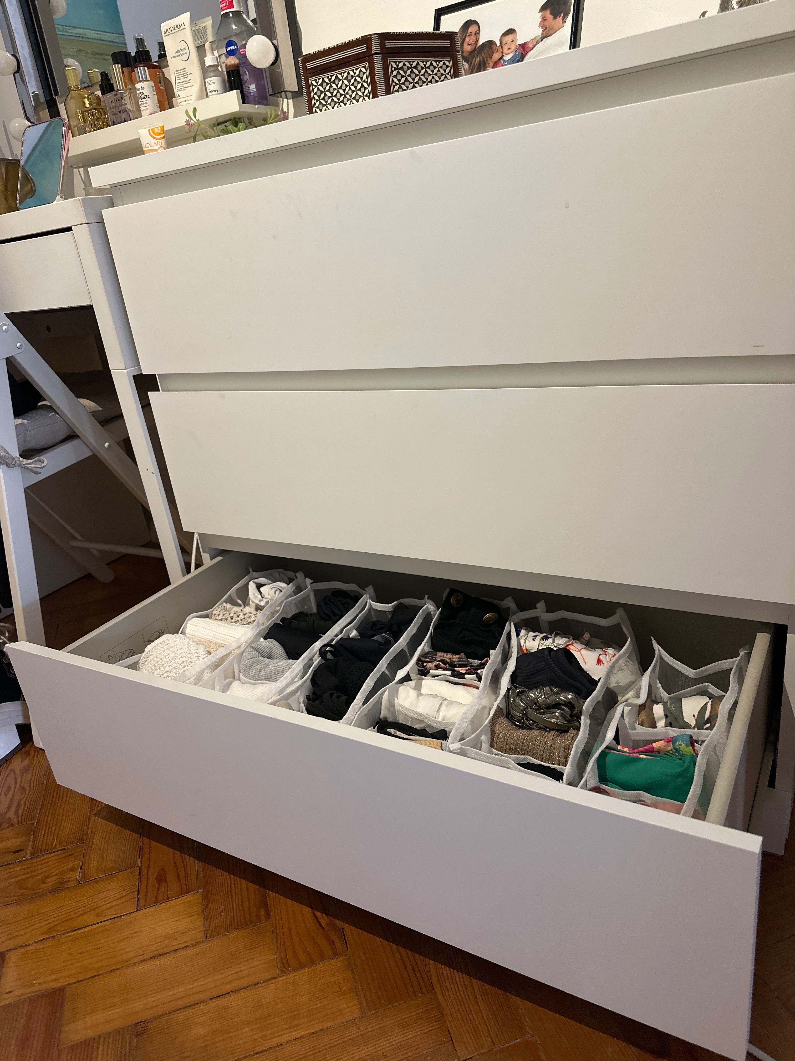 Cómoda de 3 gavetas - IKEA