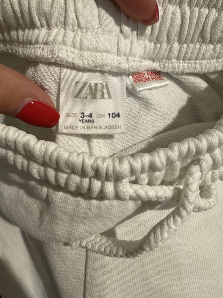 Шорти Zara