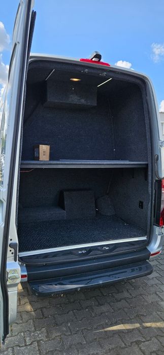 Mercedes Sprinter VIP przewóz osób transfery LOTNISKO Eventy Koncerty