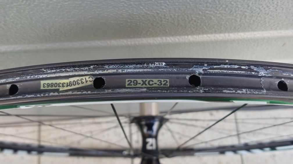 Koła 29 cali ENVE XC 32 Carbon nowe piasty novatec, sztywne osie boost