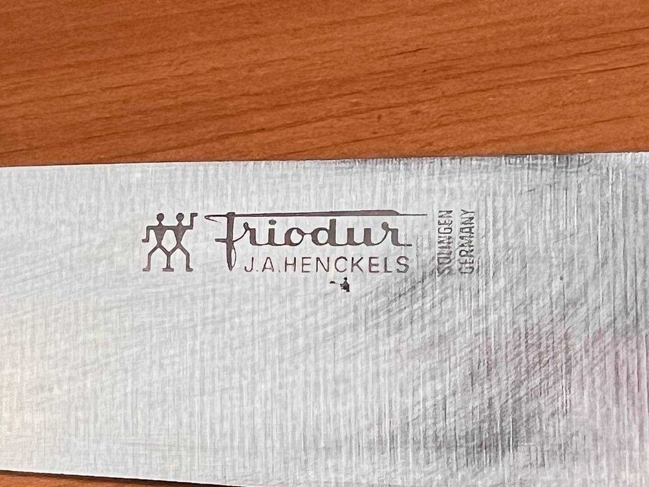 Кухонный японский Шеф-нож Гьюто J.A.HENCKELS