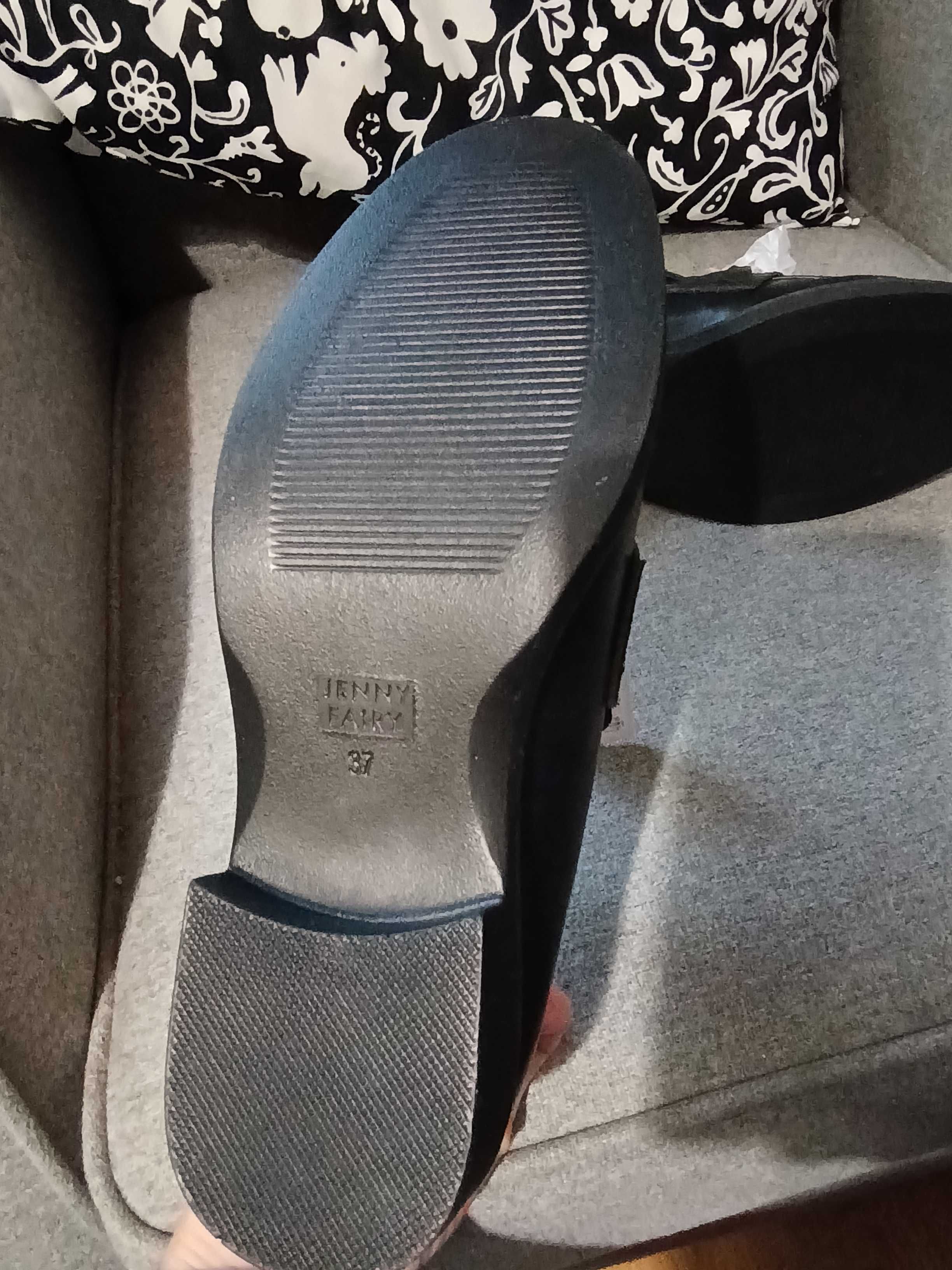 Nowe mokasyny CCC 37