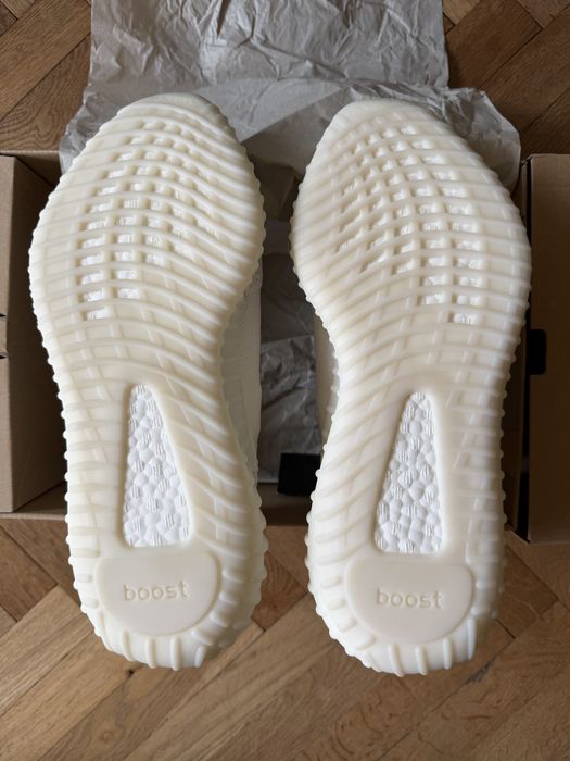 Yeezy 350 v 2  47 1/3 bone