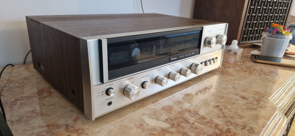 Sprzedam amplituner Sansui 661 - klasyk w świetnym stanie!
