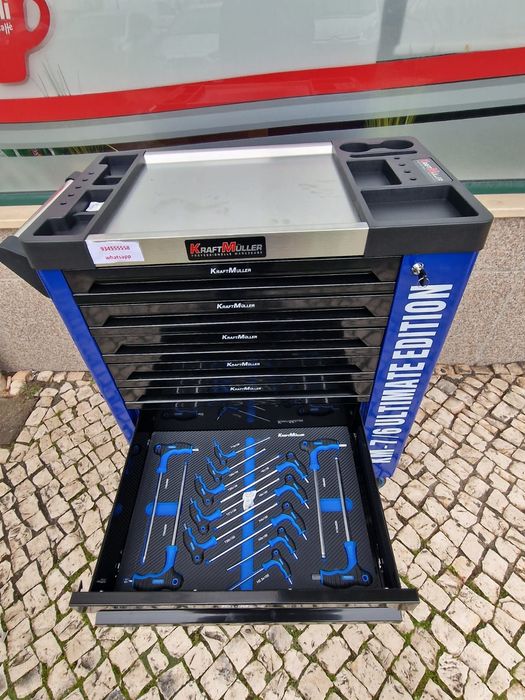 Carrinho de farraminta novo de 7 gavitas 6 chaise