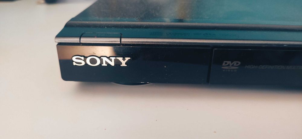 Sony dvd plus pilot hdmi sprawne