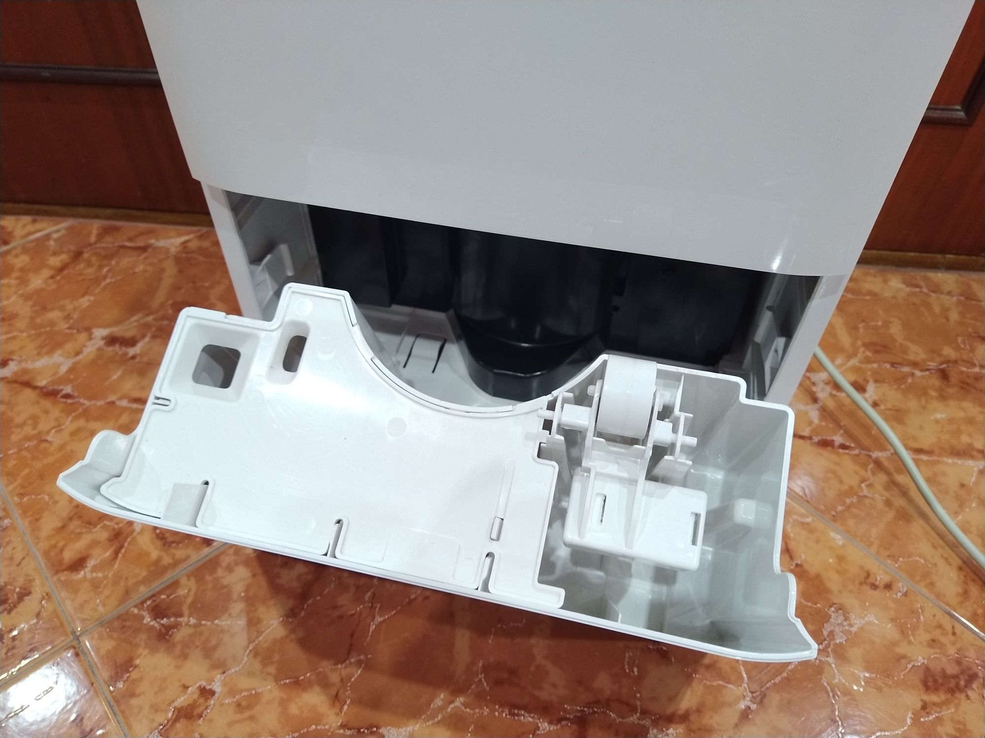 desumidificador Trotec Modelo TTK 65 E.  Casa quarto apartamento.