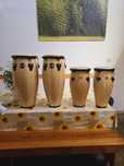 Congas, vendo o conjunto ou em separado.