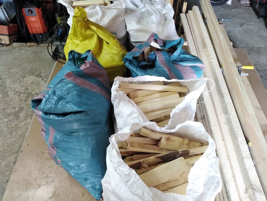 Sprzedam drewno opałowe w workach