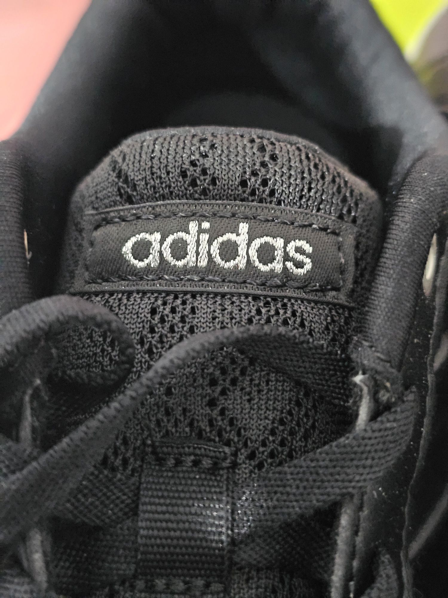 Buty nowe Adidas coneo qt w rozmiar eu38