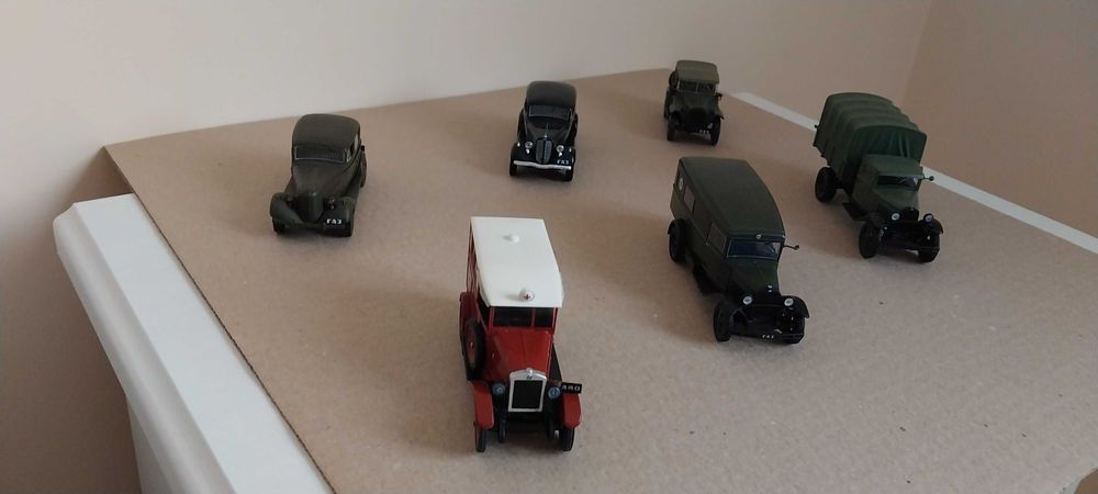 колекційні машинки 1:43 Деагостіні