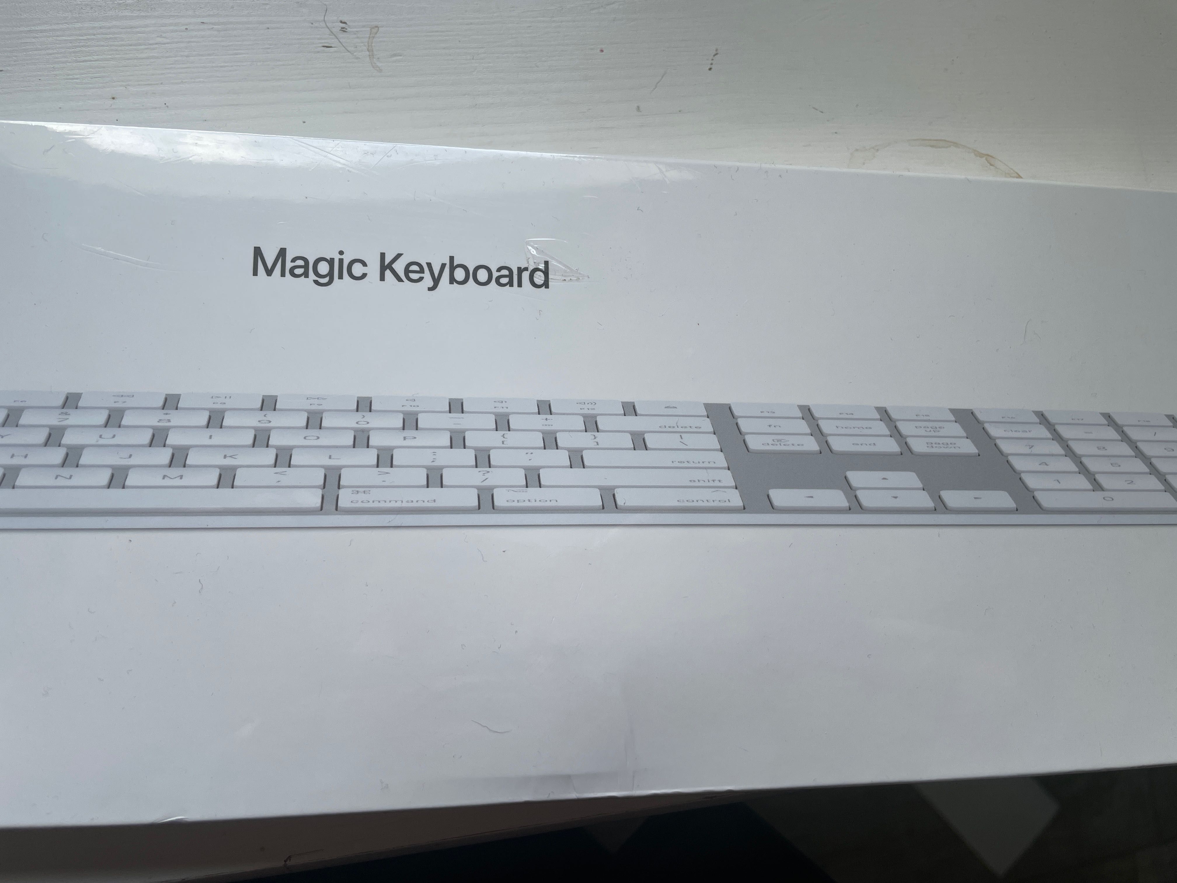 Klawiatura Apple Magic Keyboard z klawiaturą numeryczną