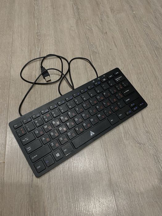 Продам клавіатуру USB